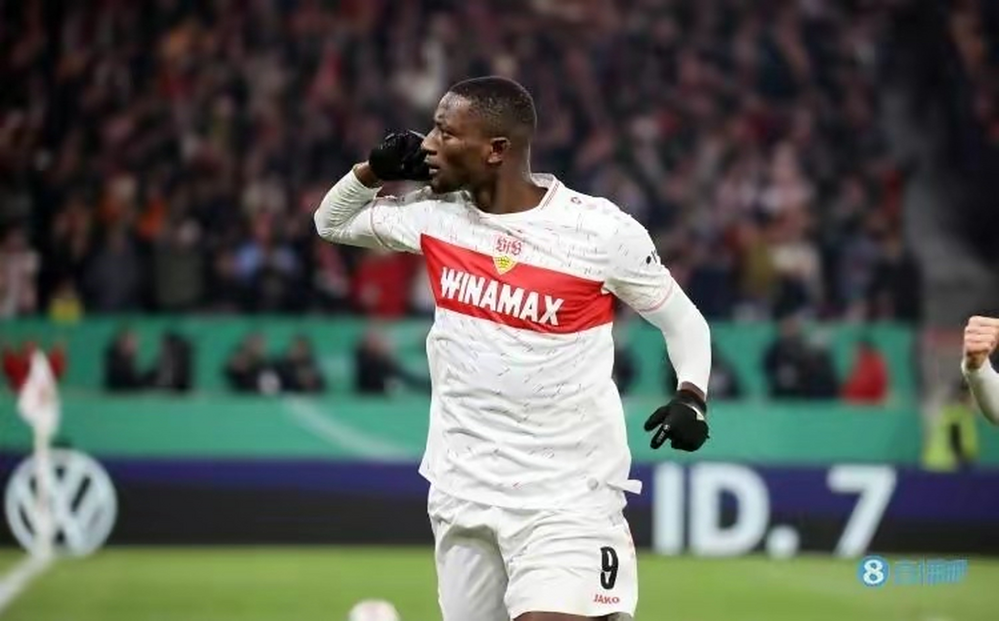 包含清晨阿森纳调整名单以备足总杯，防线松动环节打磨，气氛紧张，数据趋势出现新变化的词条