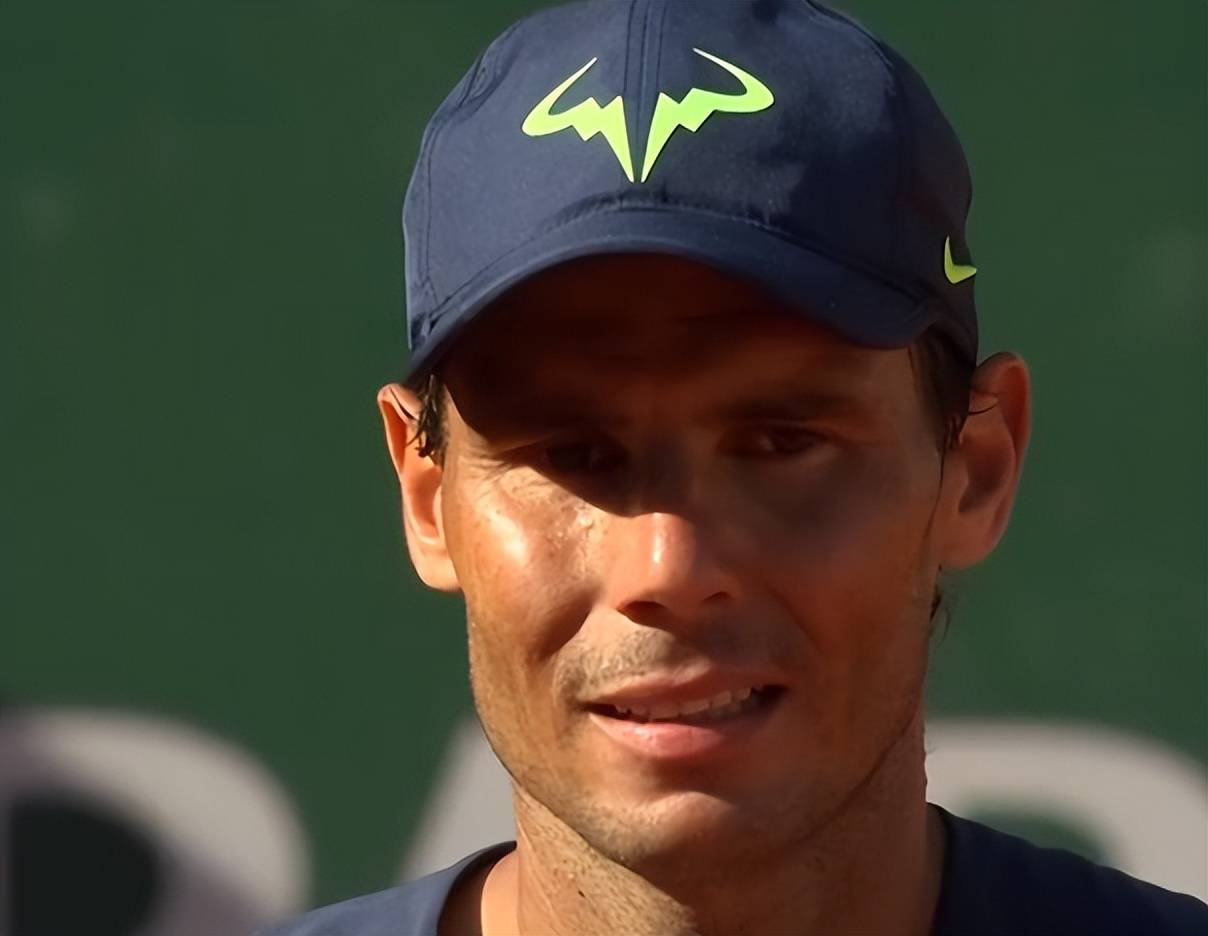 包含孟菲斯灰熊转会期遗憾出局，志在足总杯名次提升，信心回归，临场指挥获称赞的词条